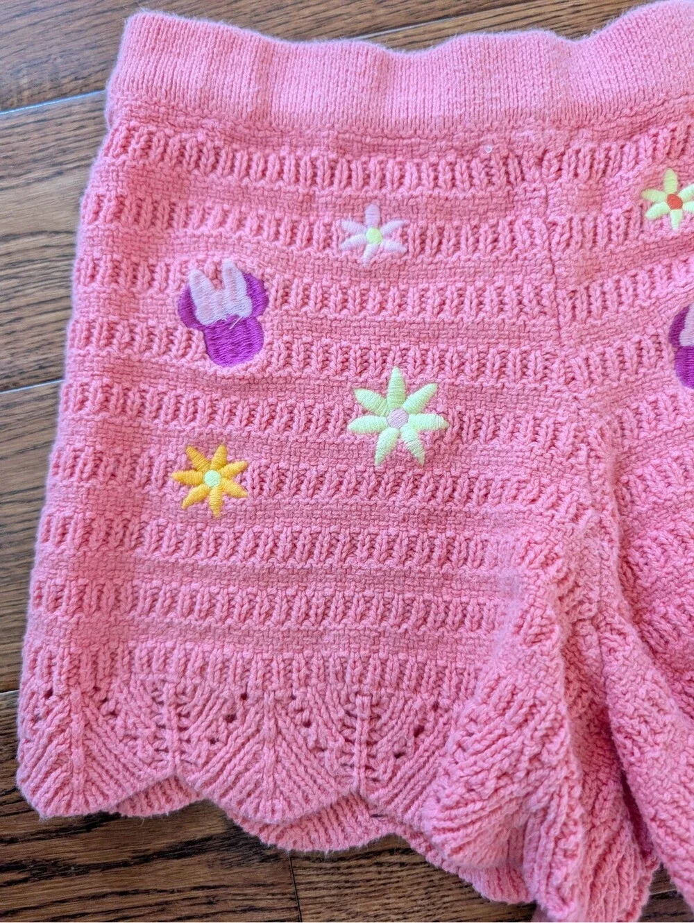 🦩Disney Girl's Crochet Knit Minnie Mouse Coral Pink Shorts Size 8